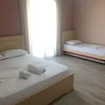 Rent Kapri 3*
