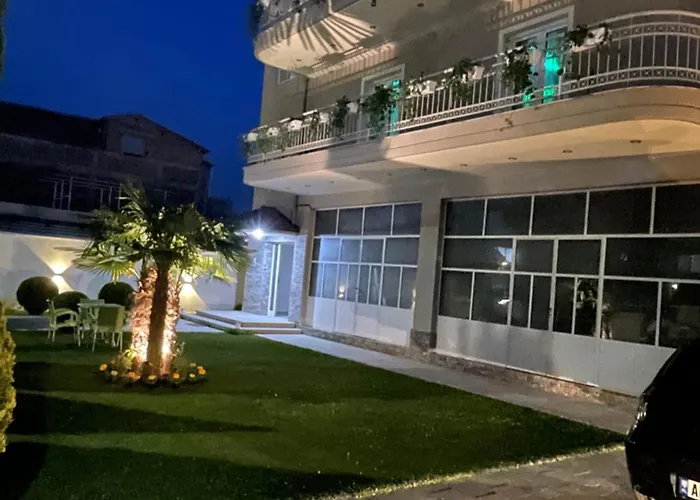 Aparthotel Rent Kapri 3*
